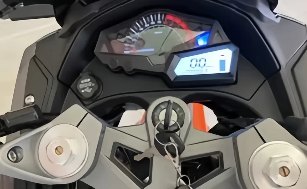 2024 High Speed Electric Motorcycle 5000w 8000w 10000W Motor 72V 130AH Lithium Electric Racing Bicycle