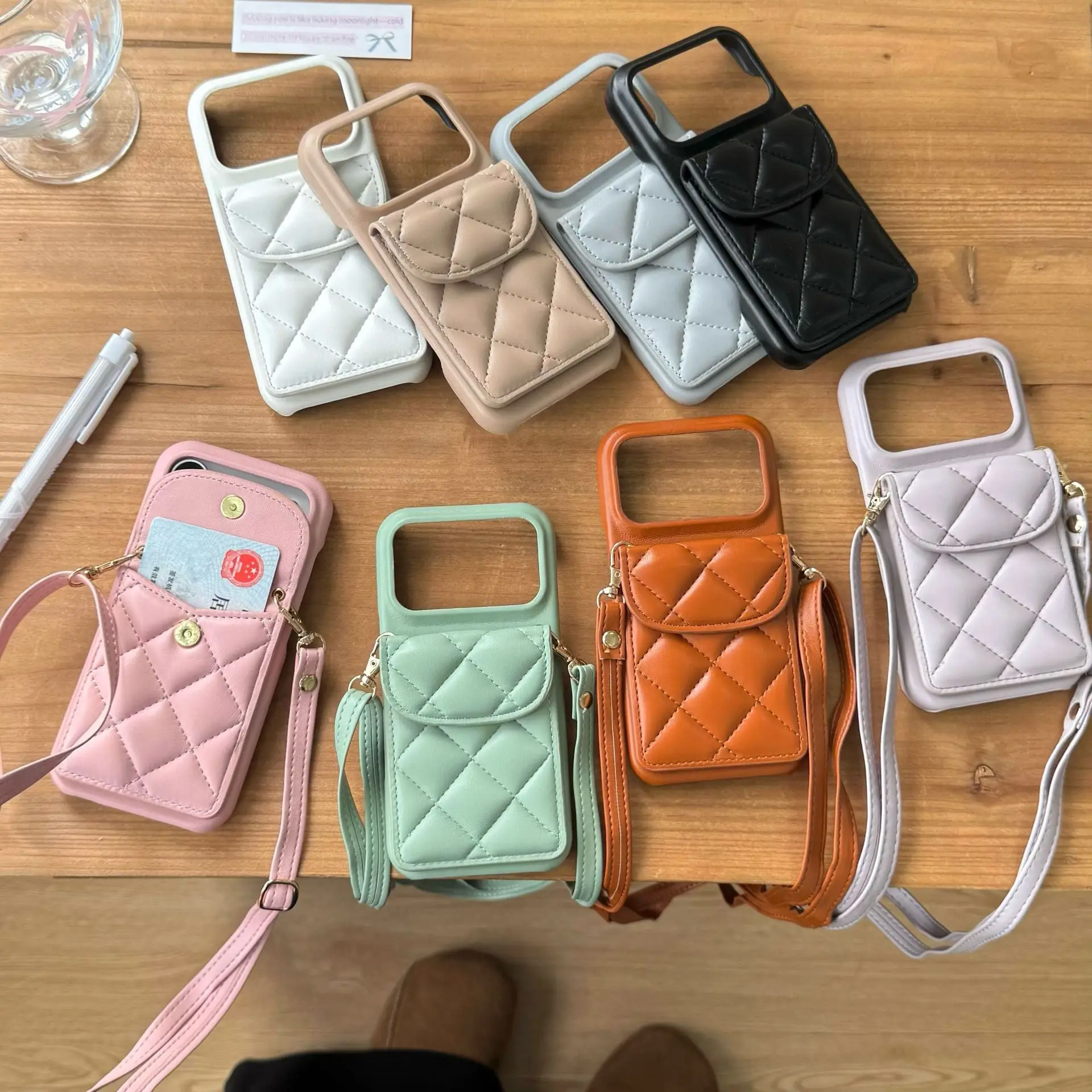 Luxuriöse Umhängetasche mit Umhängeband für iPhone 17 Air 16 15 Plus 14 13 Pro Max, Lanyard-Leder-Geldbörse mit Kartenhalter-Abdeckung