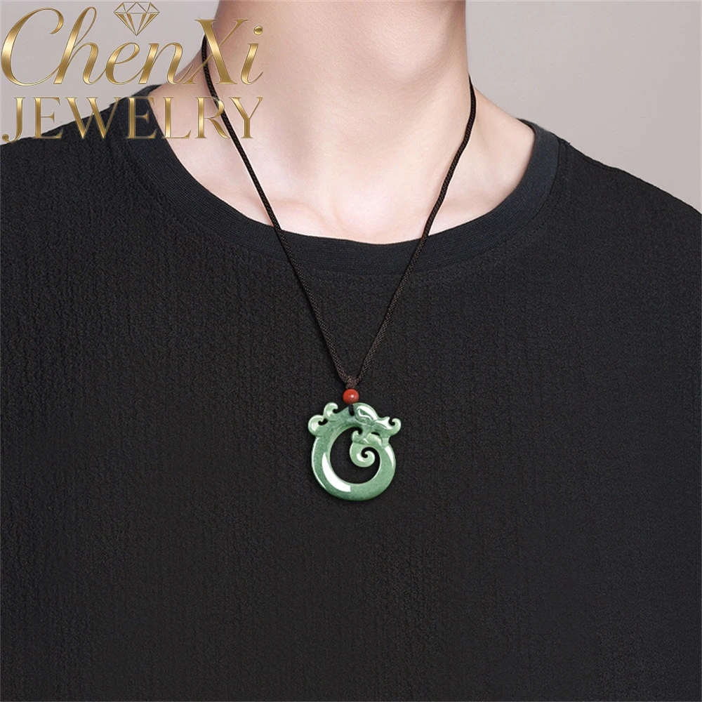

Natural A-Grade Ice-Grade Jadeite Green Beans Ancient-Style Dragon Pendant Dragon Plaque Fine Jewelry Simple Fashion Gift