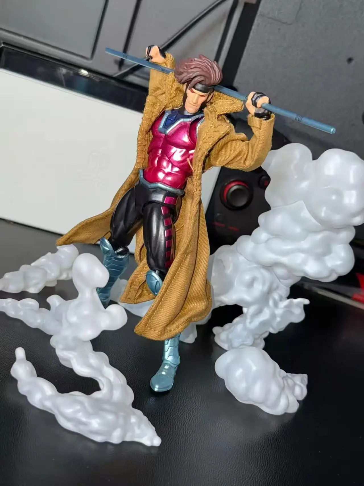 سلسلة جديدة قطعة تأثير الدخان باللون الأبيض. مجموعة شخصيات الرسوم المتحركة نموذج Ko ملحقات التصوير الفوتوغرافي المخصصة