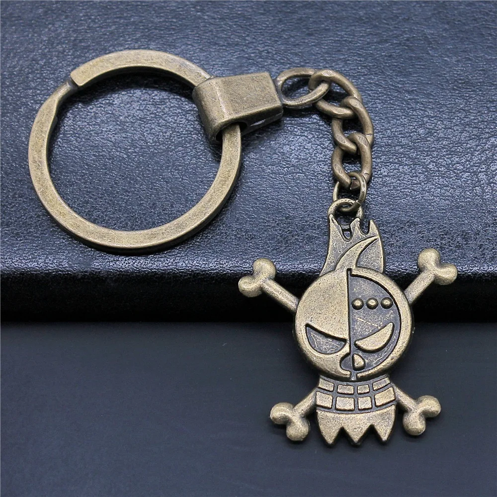 New Fashion Men Keychain Dropshipping Vintage Antique Bronze Color 35x30mm Skull Pendant Gift