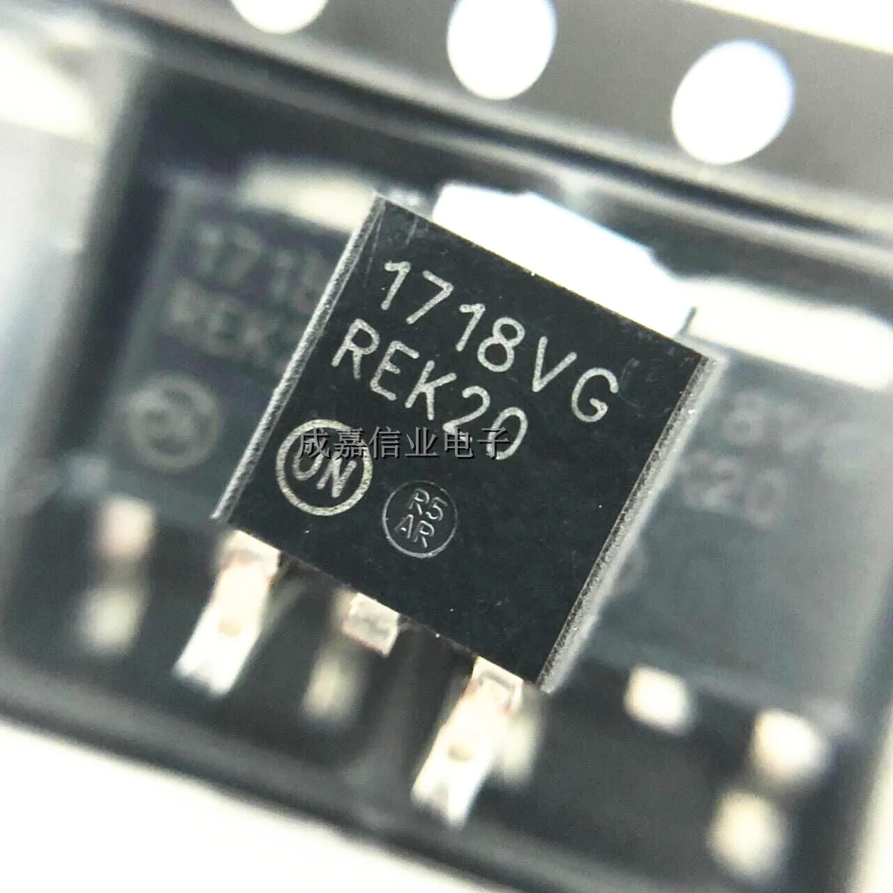 10개/몫 NCV1117DT18T5G TO-252-3 마킹, 1718VG LDO 전압 조정기 1.8V 1.0A 자동차 작동 온도: -40C-+125C