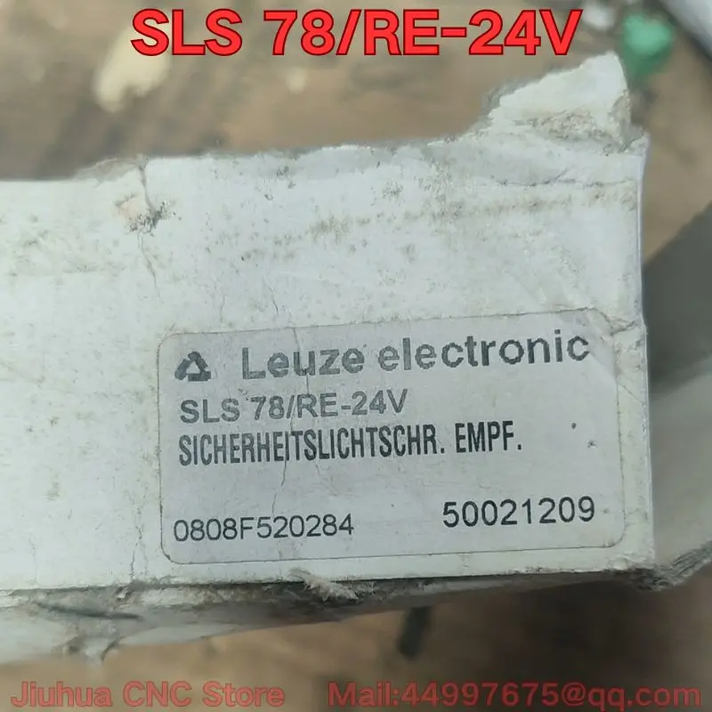 

New SLS 78/RE-24V photoelectric sensor packaging is outdated