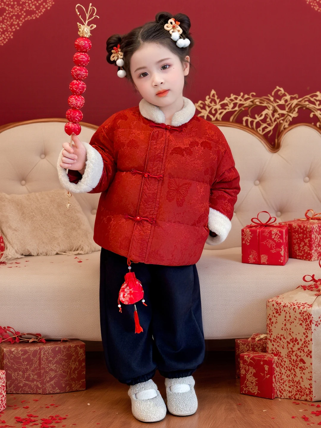 مجموعة ملابس الفتيات للعام الجديد ملابس شتوية من القطن من Jaet للأطفال الصغار ملابس خارجية لعيد الميلاد