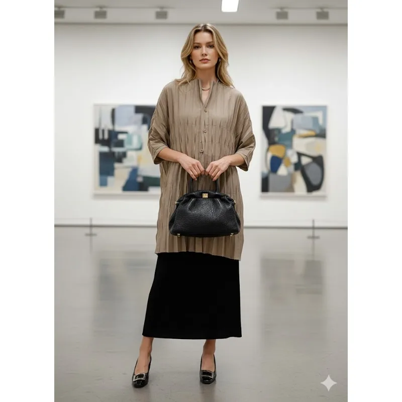 

Комплект плиссированных брюк Miyake: Новинка весны 2026, модный дизайн, плиссировка, средней длины, из двух предметов, простой повседневный стиль, женский комплект.