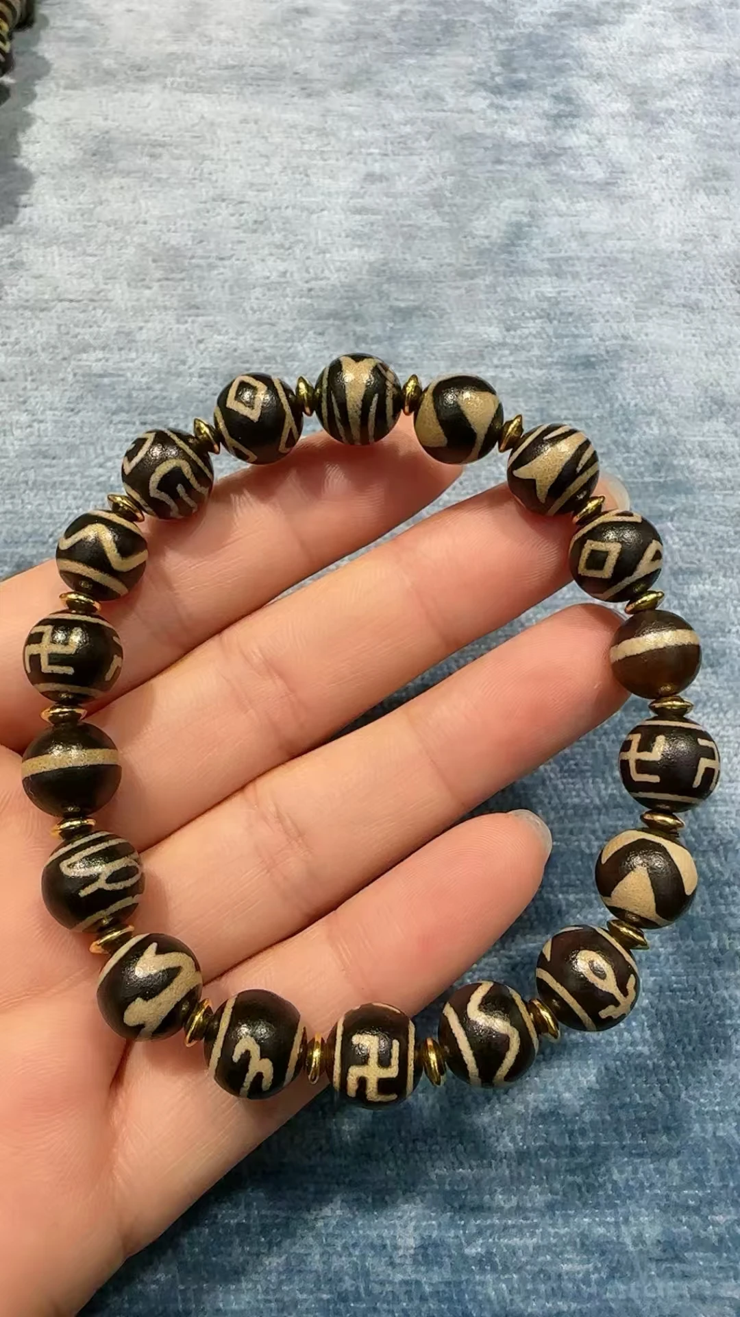 

10mm Tibetan Dzi Bracelet old agate Charming Mutipute totems high quality precious taki Bracelet for men and women