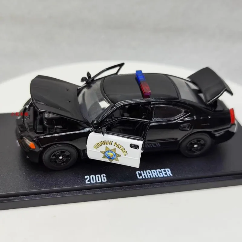 

Greenlight литье под давлением 1:43 2006, зарядное устройство из сплава, имитация модели автомобиля, статическая коллекция, украшенные праздничные подарки, игрушки, сувенирный подарок