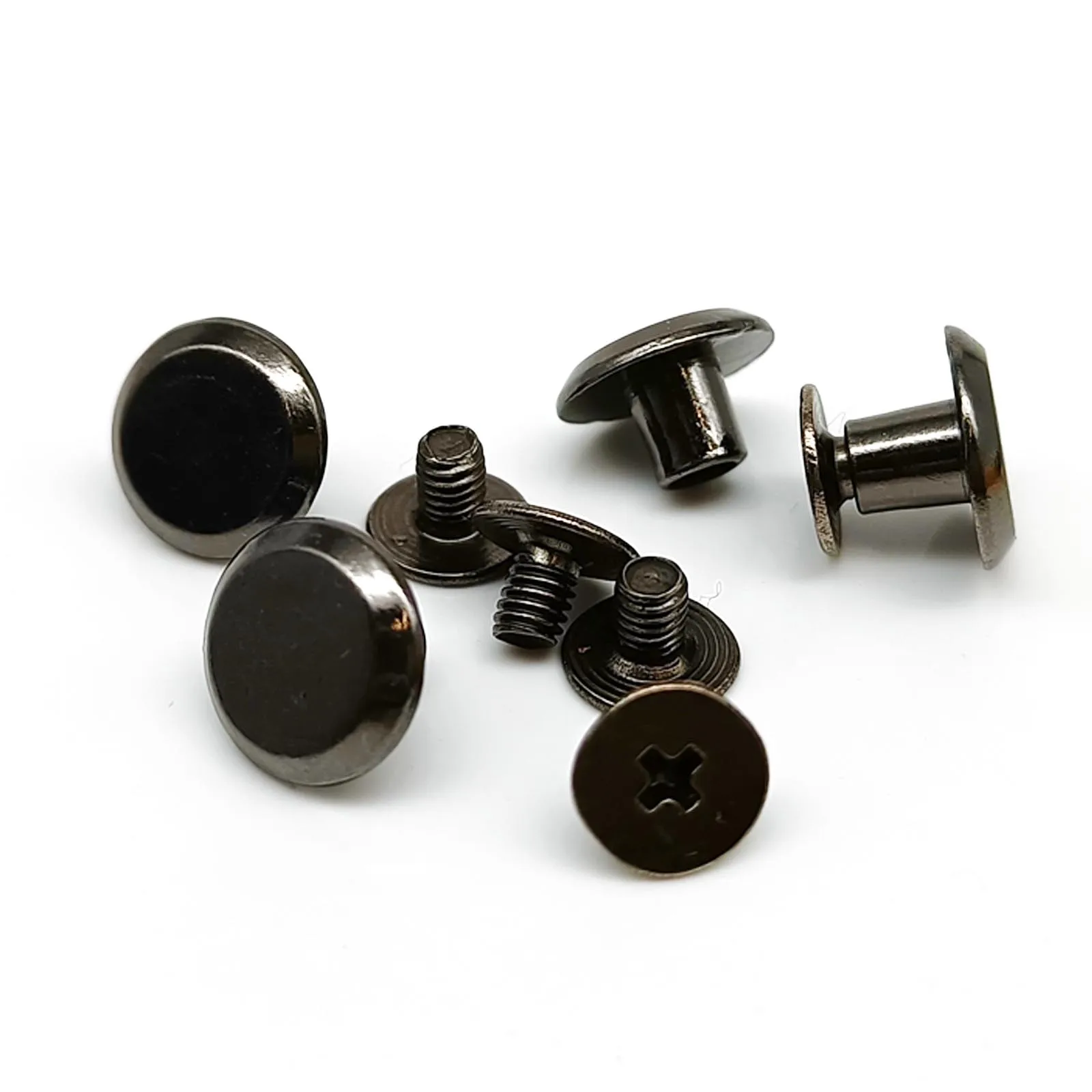 Juego de 120 Tornillos Chicago de Latón - 4 Tamaños, Remache de Metal, Cabeza Cruzada - Kit para Manualidades, Cinturón de Cuero, Decoración de Juego de 120 Tornillos Chicago de Latón - 4 Tamaños, Remache de Metal, Cabeza Cruzada - Kit para Manualidades, Cinturón de Cuero, Decoración de