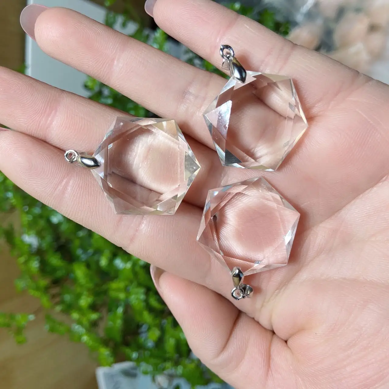 Natural Quartz Clear Crystal Star of David Carving Pendant Healing 1pcs