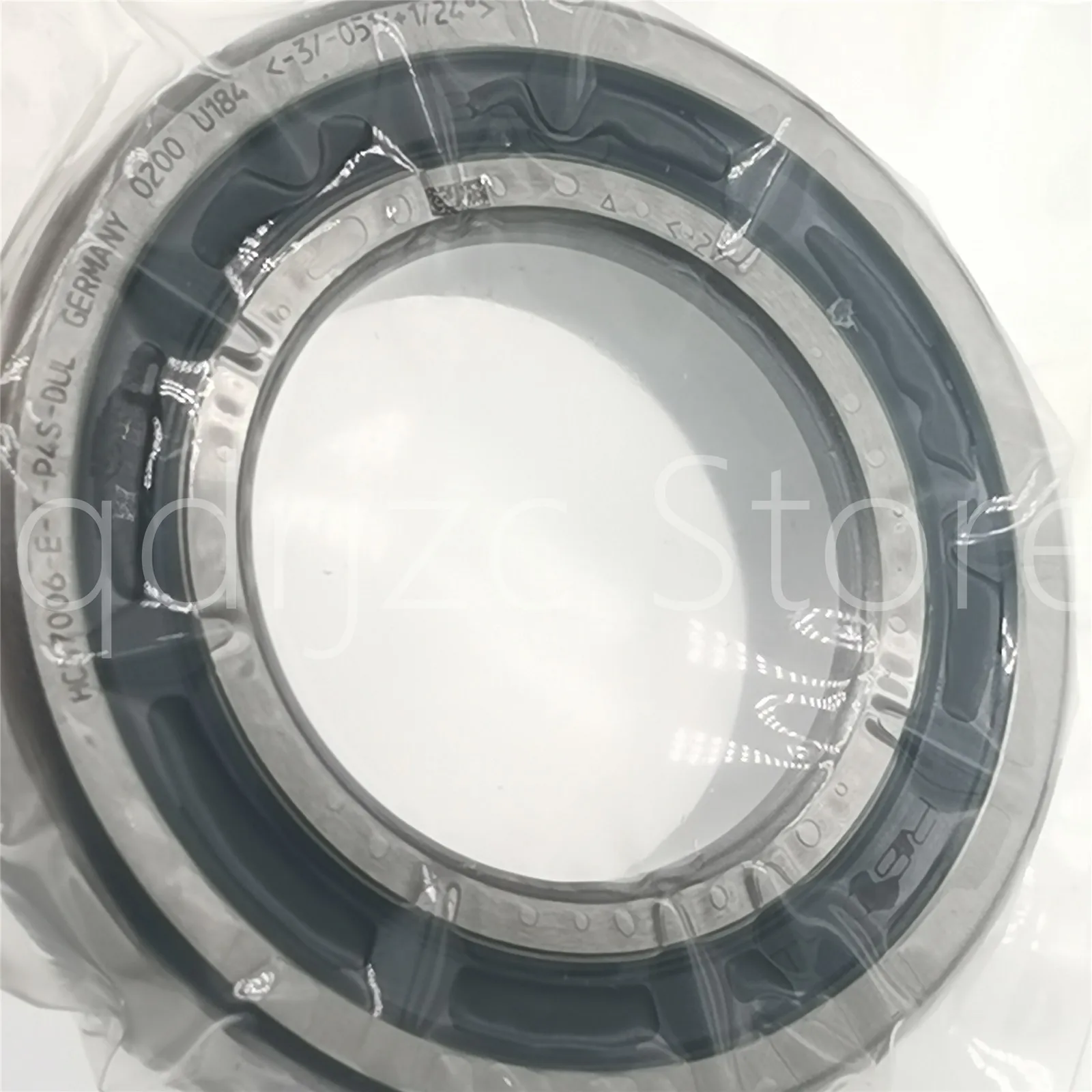 universal pairing precision angular contact ball bearing HCS7006-E-T-P4S-DUL = S7006ACE/HCP4ADGA ceramic ball