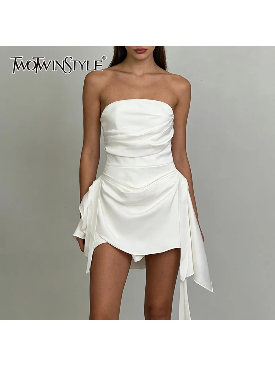 TWOTWINSTYLE Sexy Slimming Spliced Shirring Irregular Dress for Women Strapless Sleeveless Patchwork Ribbon Mini Dresses Female