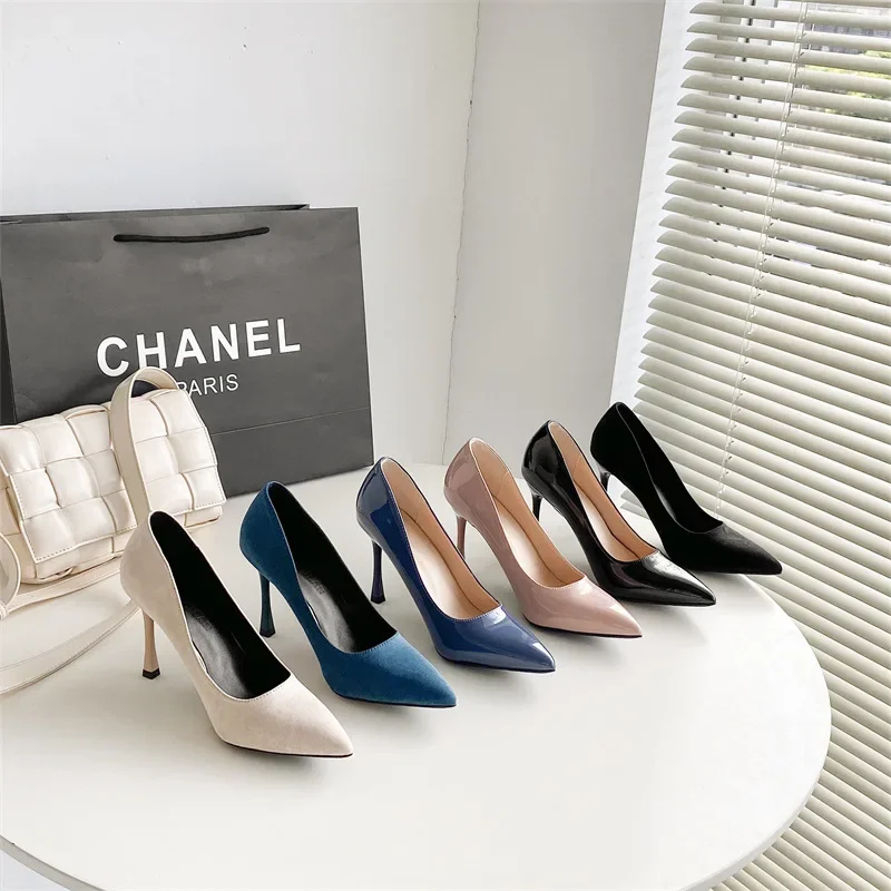 

Fashion 2025 Classic Women's High Heels Patent Leather Wedding Party Shoes Women 5 / 7 / 9 Cm Plus Size 31-44 Lady Shallow Pumps