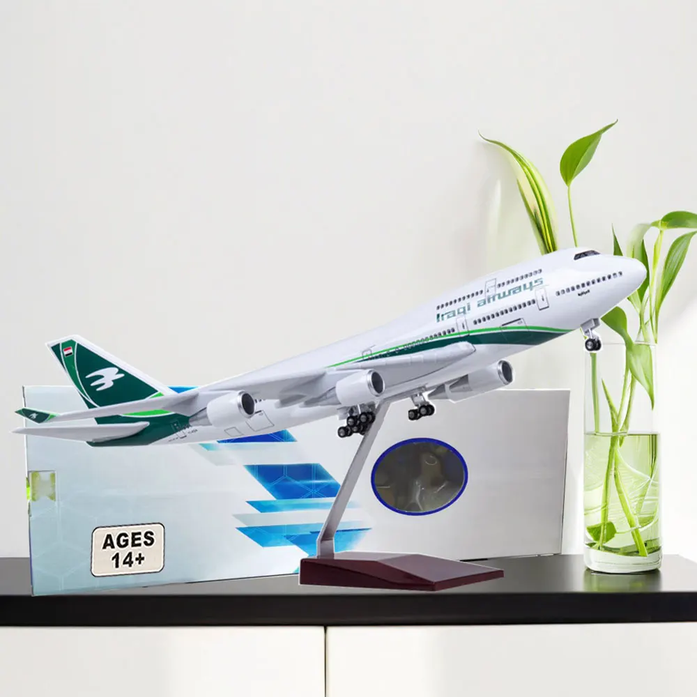 

47CM Iraqi Airlines 1:150 Scale B747 Model Aircraft LED Light Die-casting Machine Collected As A Gift By Aviation Enthusia Gifts