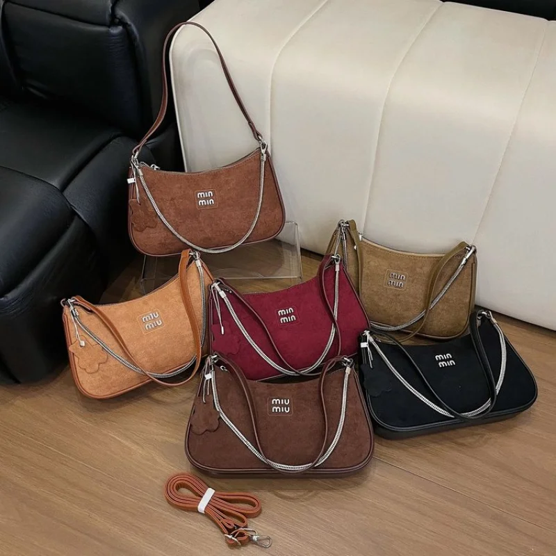 

Trendy And Simple Women Crossbody Bag In Soft Leather For Casual Everyday Use And Errands