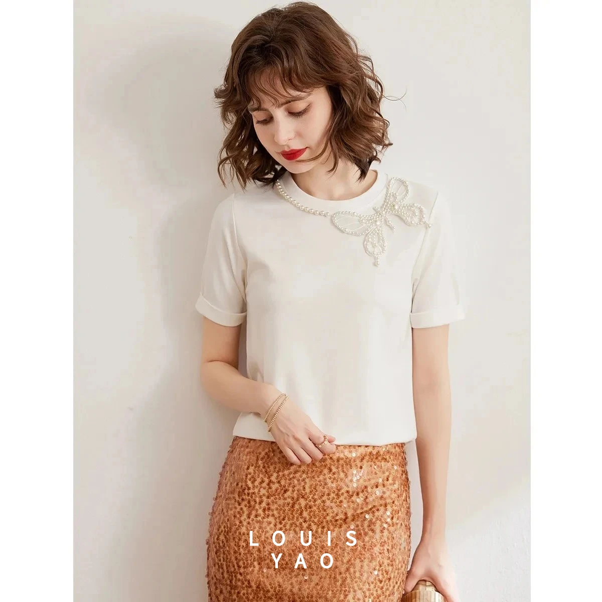 

LOUISYAO Butterfly Beading T-shirt 2025 Summer Top High-end Round neck Short Sleeve T-Shirts Fashion Casual Women's Tees