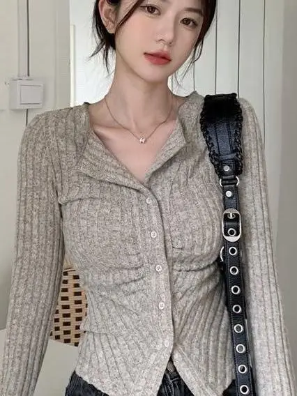 

Женский укороченный вязаный свитер Spicy Girl с коротким рукавом, осенне-зимний, приталенный, для ношения под одеждой, повседневный, комфортный трикотаж