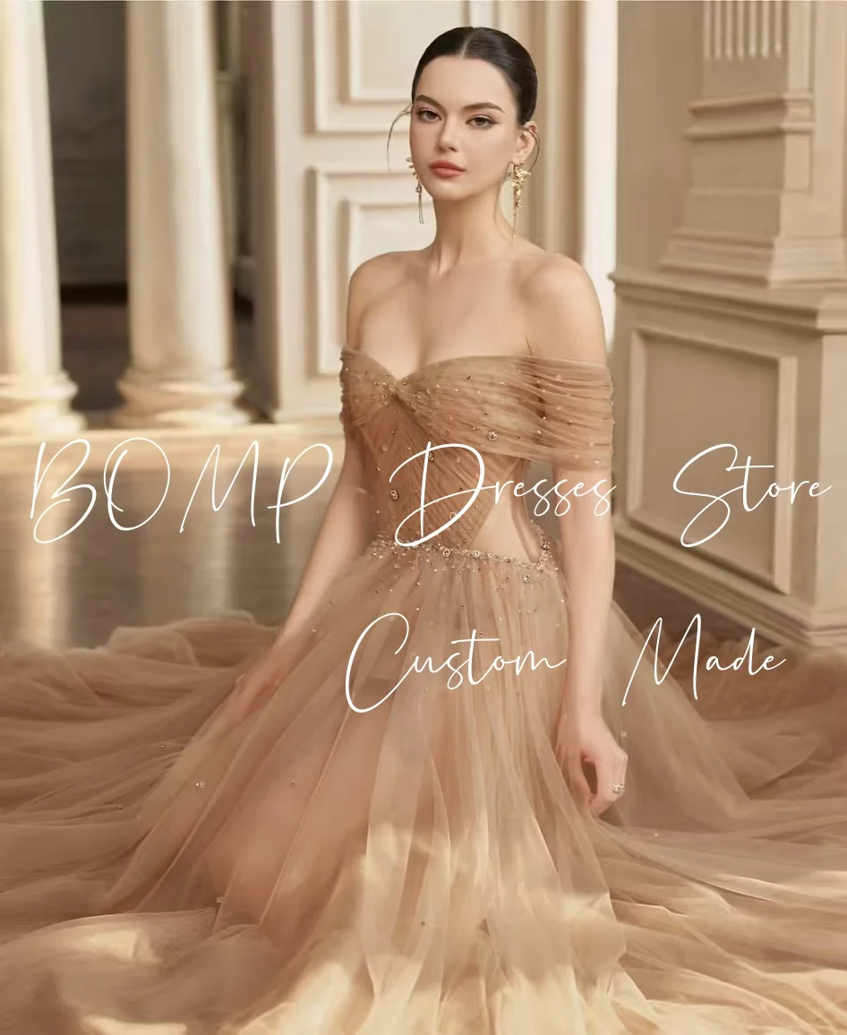 فساتين سهرة أنيقة من الخرز من BOMP بدون أكتاف وطيات مقصوصة وثنيات بطول الأرض من التل لحفلات الزفاف مخصصة