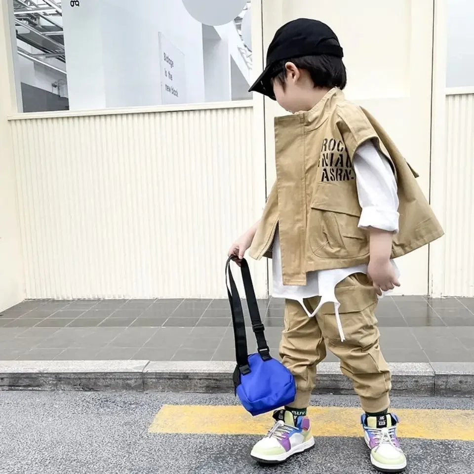 

Boys' Sets Vest Jacket Cargo Pants Two Piece Spring Clothing Suits Korea Street Fashion Letter Handsome Children's Cool Suits