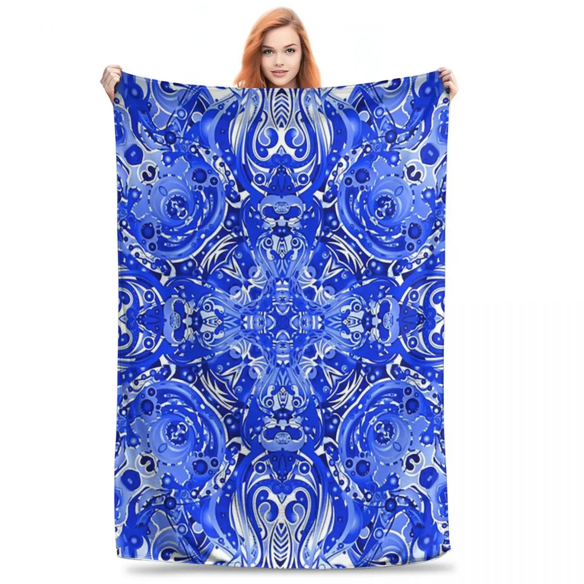 ITALIAN GILDED DAMASK PATTERN-BLUE AND WHITE CHINOISERIE FLORAL PRINT Blanket Fleece Sofa Throw Blanket Throws Bedspread Quilt