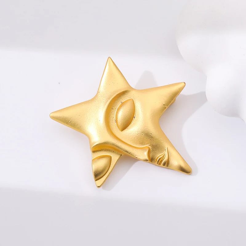 Vintage Face Star Brooches Pins For Women Girls Alloy Metal Clothes Badge Pins