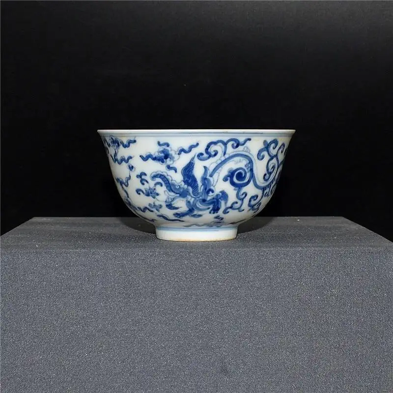 Chinese Mingchenghua Blue And White Porcelain Tea Cup With Dragon Design 3.1Inch