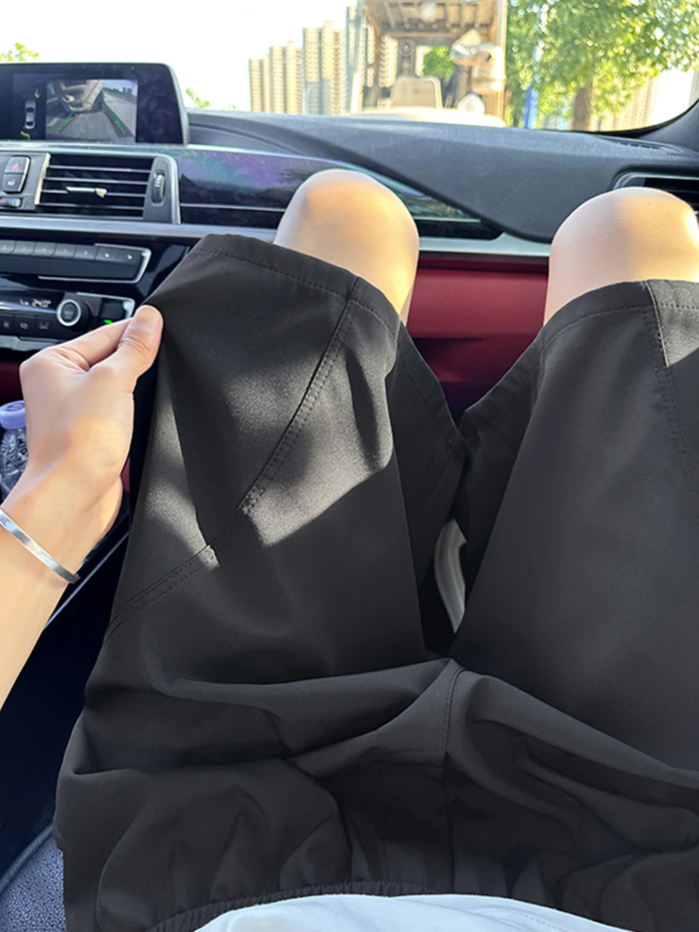 

Мужские летние спортивные брюки из быстросохнущей ткани, свободного кроя, прямые, тонкие, повседневные, для баскетбола, пятипятыерные (без низа), модные, с деконструктированными боковыми элементами...