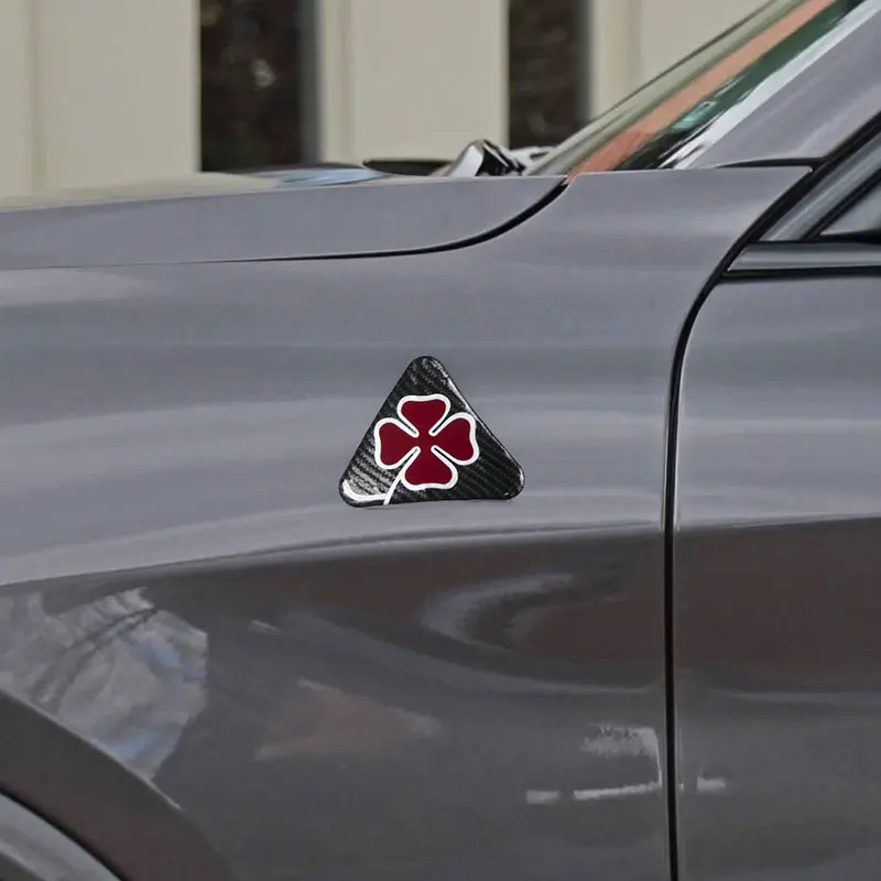 

Наклейки для украшения крыльев, четыре красных листьев клевера, эпоксидные автомобильные наклейки для Alfa Romoe Giulia Stelvio 159 147, внешние аксессуары