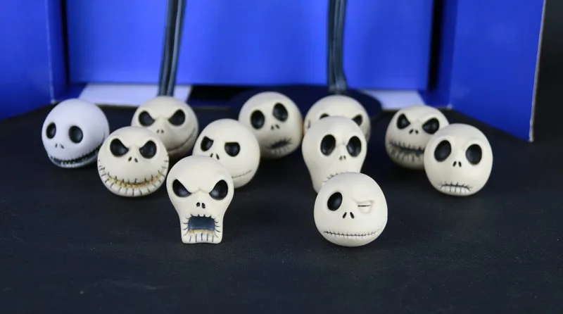 Der Albtraum vor Weihnachten Jack Skellington mit austauschbaren Köpfen Actionfigur PVC-Spielzeugmodell Puppensammlung Geschenk 35 cm – Detail 11