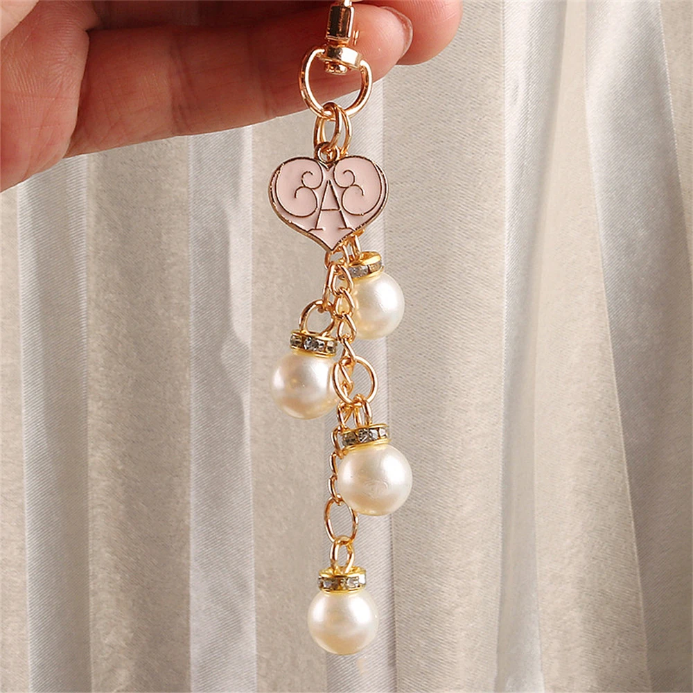 Exquisite Keychain Fashion Pearl Love Flower Keyring Geometric Key Chain Trendy Bag Pendant Charms For Women Gifts Accessories