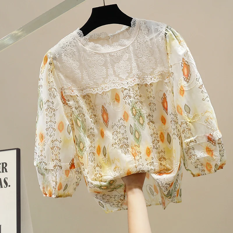 

Faionable Heavyweight Lace Print Splice round Ne Overhead irt Design Versatile Loose Personali Top for Women