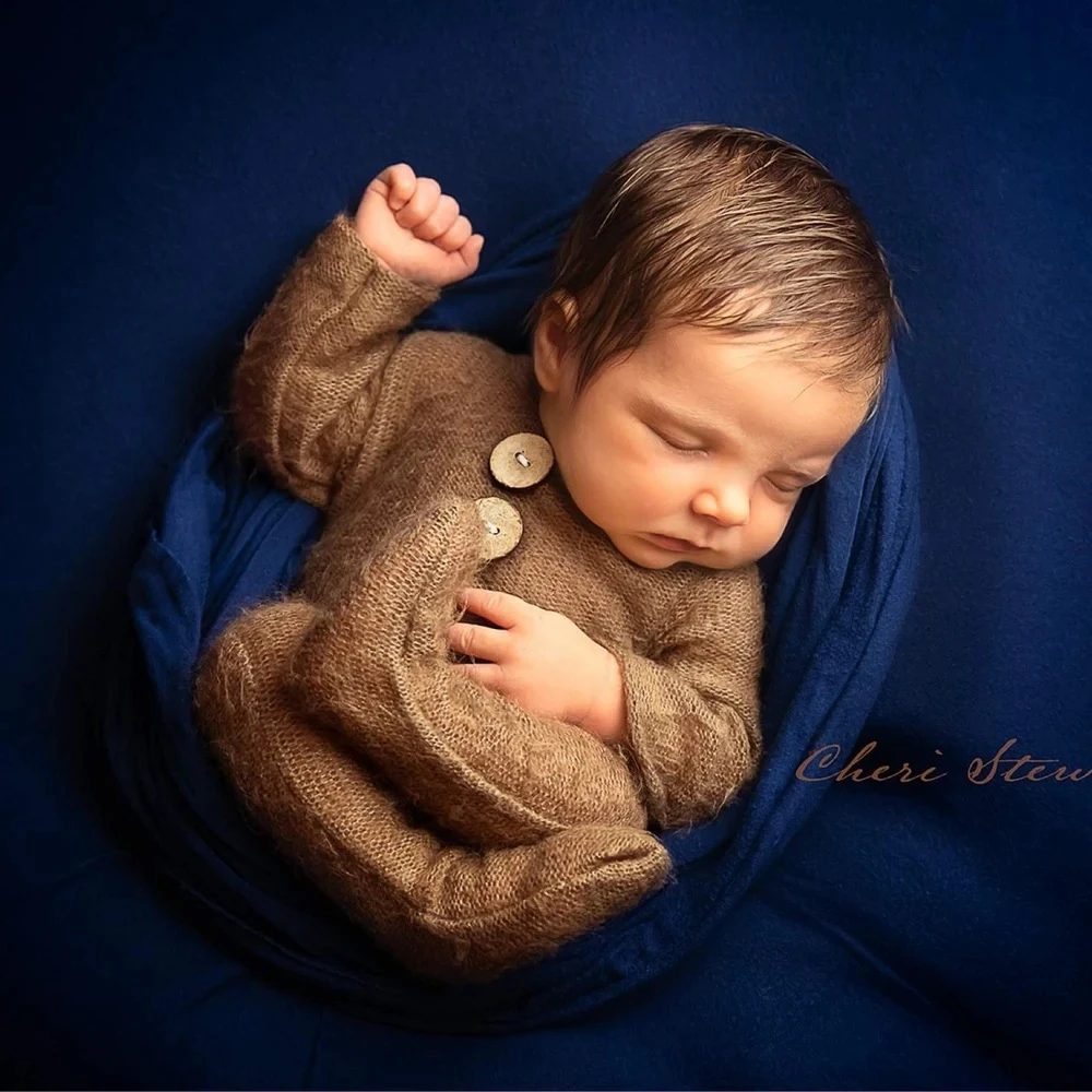 

Реквизит для фотосъемки новорожденных: вязаный комбинезон из мохера, детский наряд с пуговицами, шапочка-эльф, одежда для фотосессии младенцев, мохеровый комбинезон для малышей