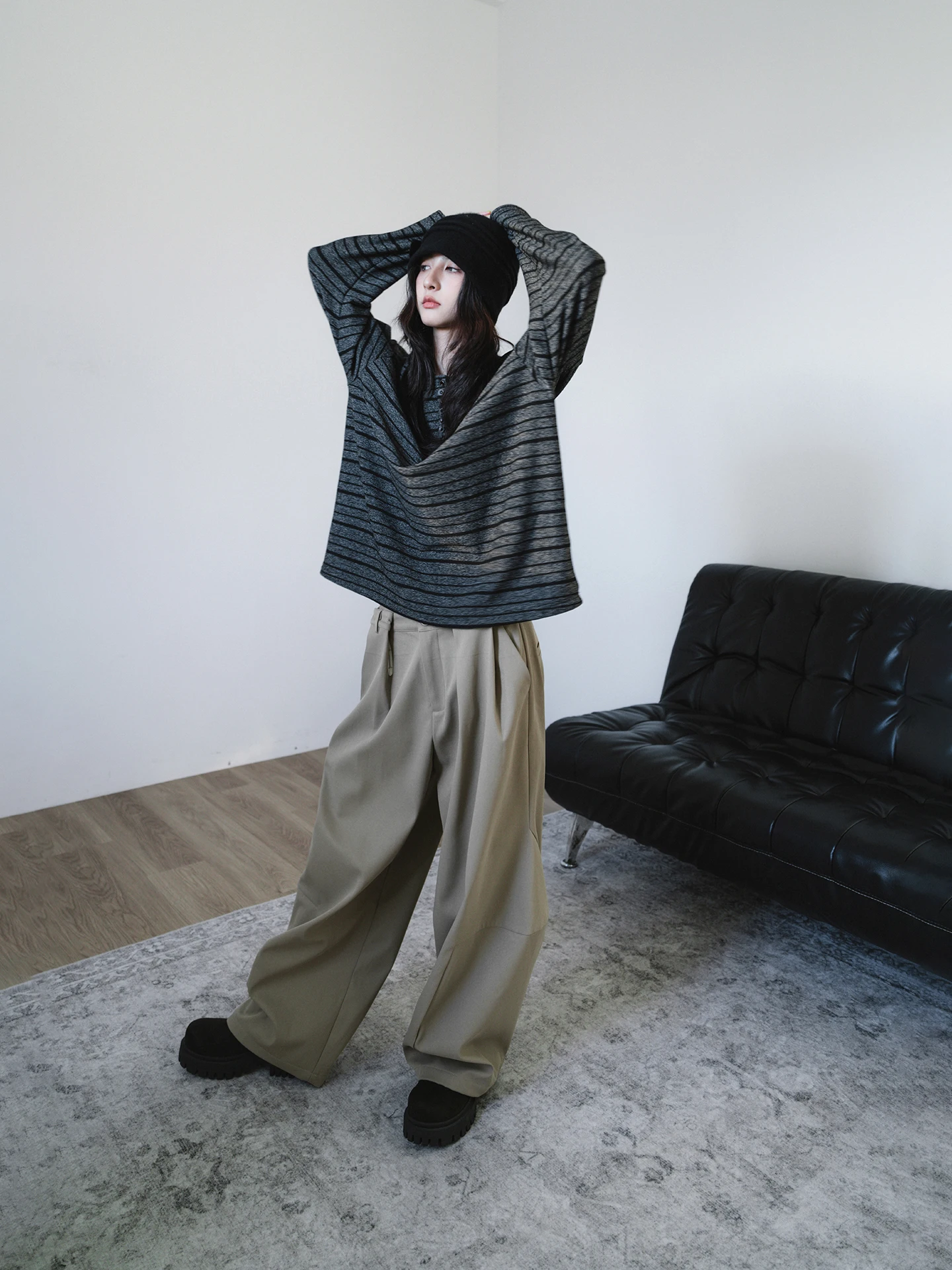 

Высококачественная базовая одежда для защиты от ветра, полосатая, с воротником «Хенли», в ретро-стиле, для зимы, свободного кроя, с круглым вырезом, длинная, T-образная...