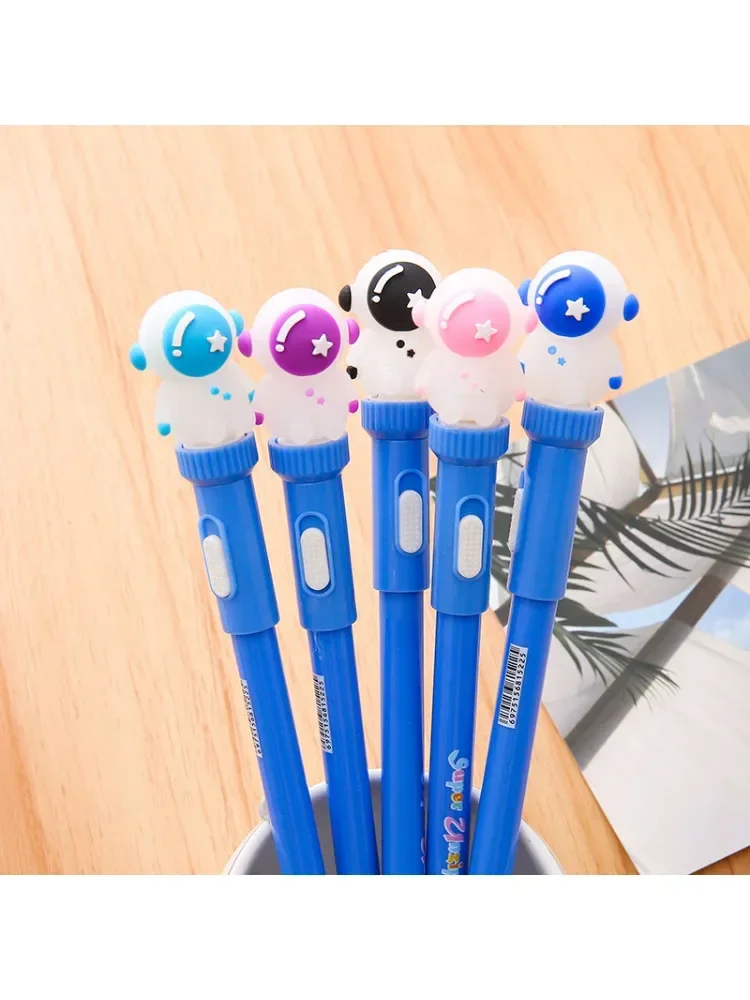 5 sztuk/partia śliczne astronauta lekki neutralny długopis 0.5mm czarny tusz kreatywny obrotowy długopis żelowy Cartoon Student School biurowe artykuły papiernicze — zdjęcie produktu 7