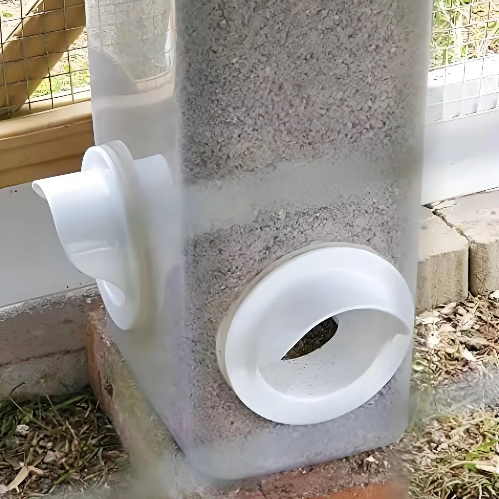 Weighted Poultry Feeder Waste Reducing Automatic Chicken Feeder Chicken Feed Trough No Clogging Livestock Feeding Equipment view 3