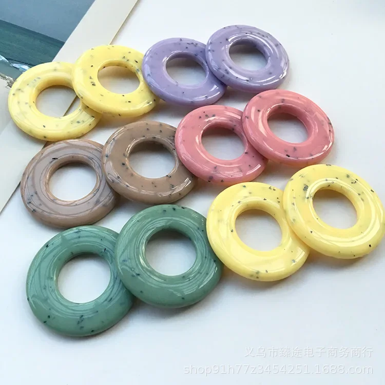 5pcs micro particle wood slag cream color geometric openwork circle frame resin accessories DIY handmad