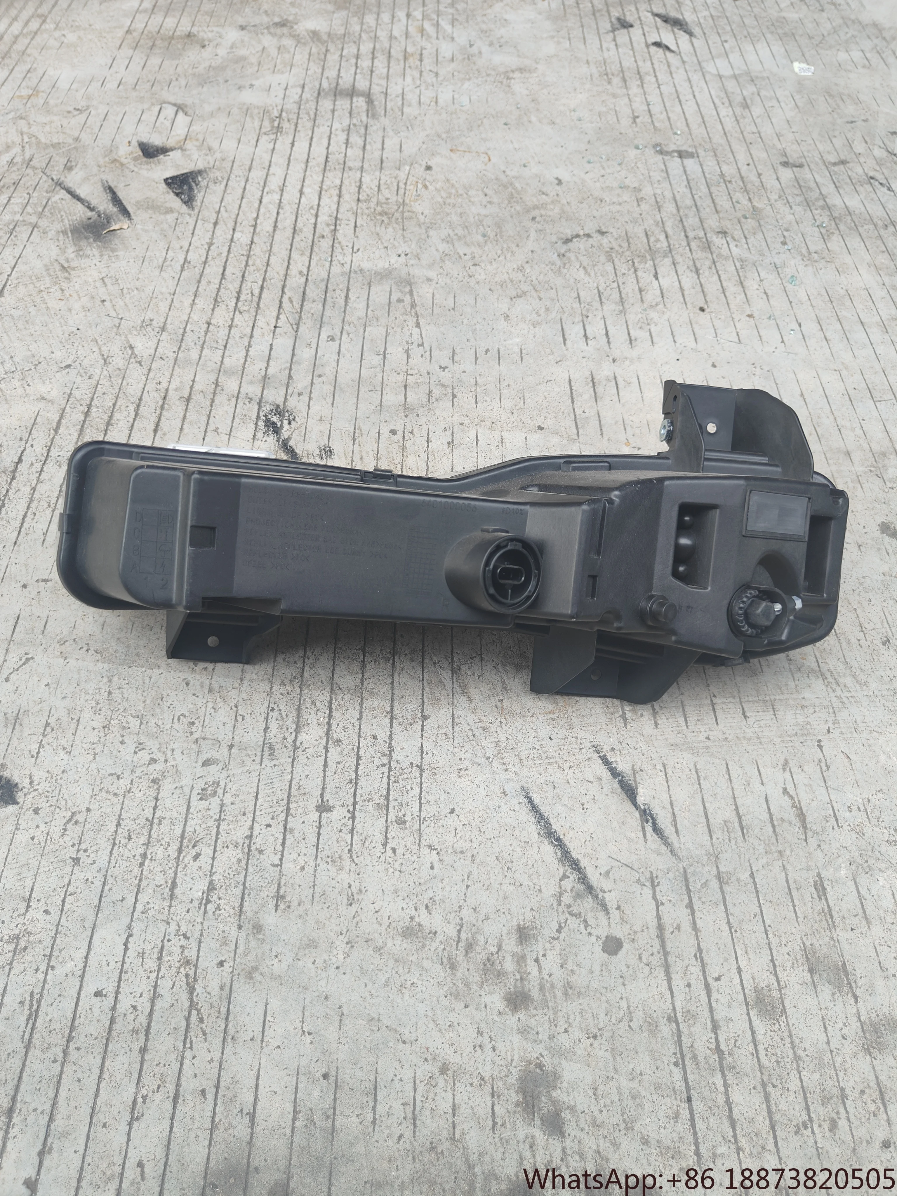 Car Front bumper Fog Light for Tesla New model s 2022 Yea