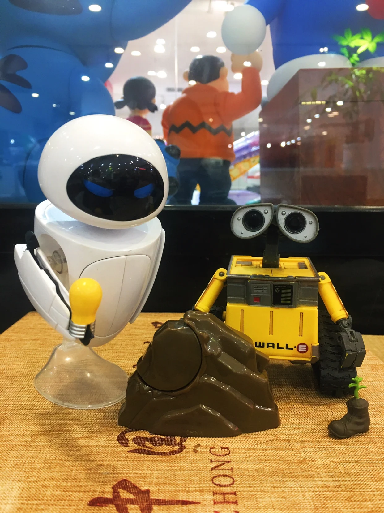 20cm walle anime figura wall.e eva robô figura de ação transformando parede e estátua eva wall.e robô decoração de mesa modelos brinquedo presente