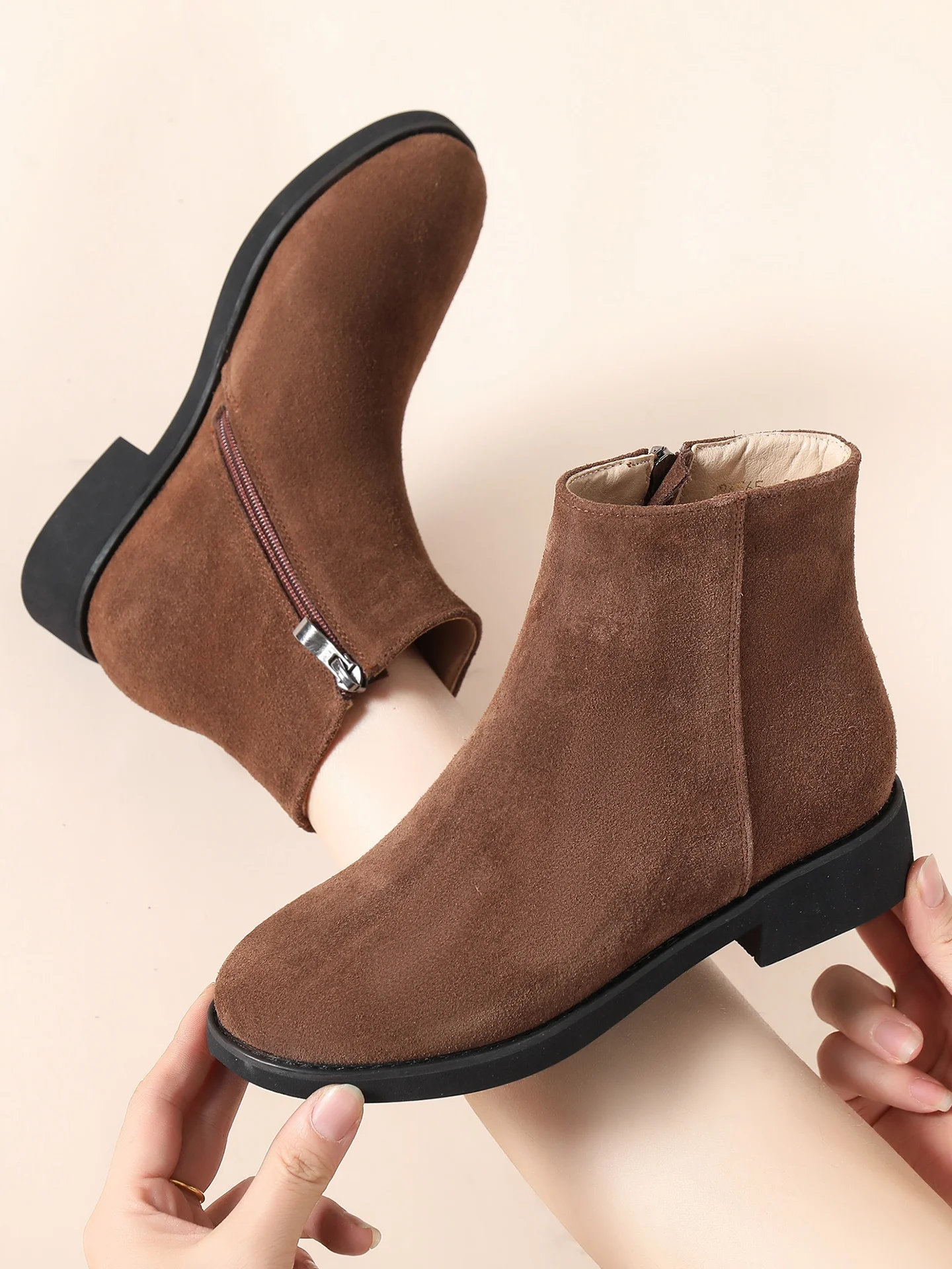 bottes-pour-femmes-automne-hiver-2025-bottes-en-cuir-veritable-bottes-chelsea-bottes-plates-en-velours-bottes-chaudes-a-l'interieur