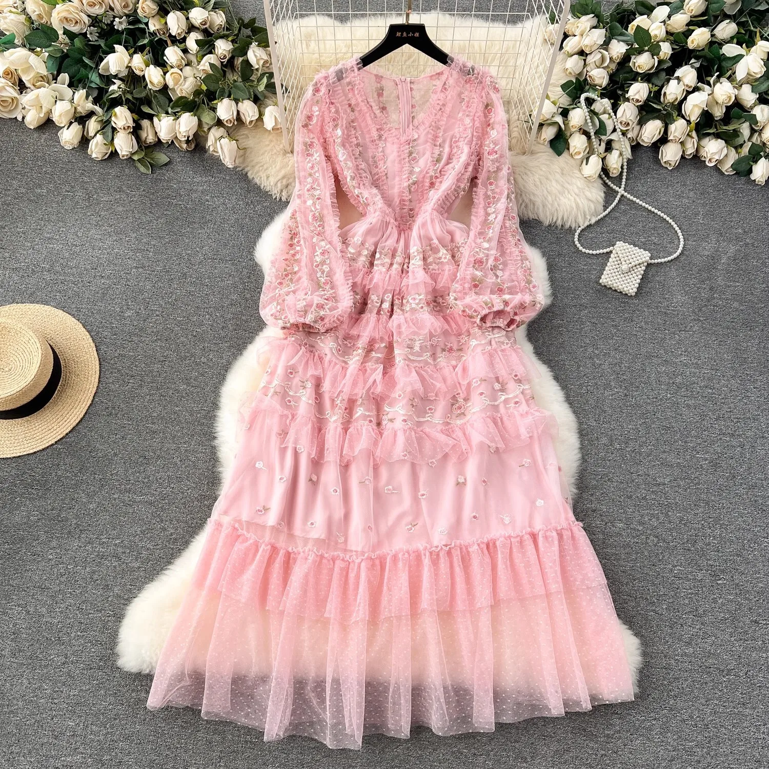 Runway Holiday Autumn Flower Embroidery Tulle Evening Cake Dress Women V-Neck Long Sleeve Party Prom Dresses Pink