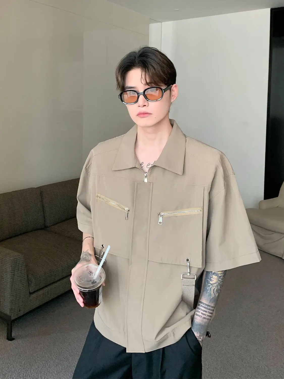 

2025 fashion zipper casual short sleeved shirt new loose pocket design sense shirt workwear simple breathable men's top