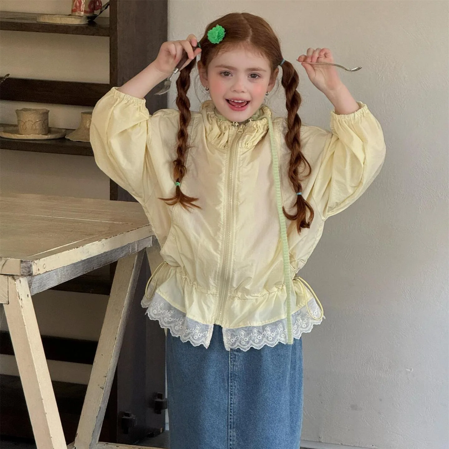 

Girls Coat 2026 Spring and Summer New Childrens Clothing Korean Style Girl Baby Sweet Lace Yellow Light Sunscreen Coat