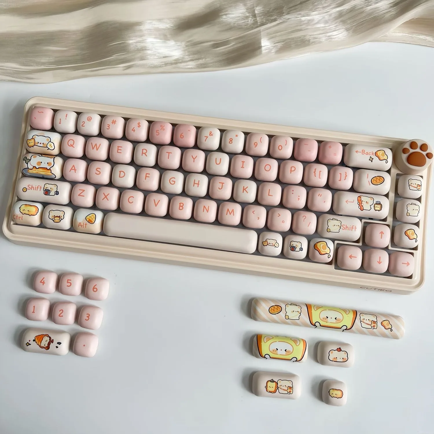 141 Keys Bread Bear PBT Keycaps Dye-Sub MAO Profile MX Switch 61 64 68 87 96 104 108 Mechanical Keyboard Random Color