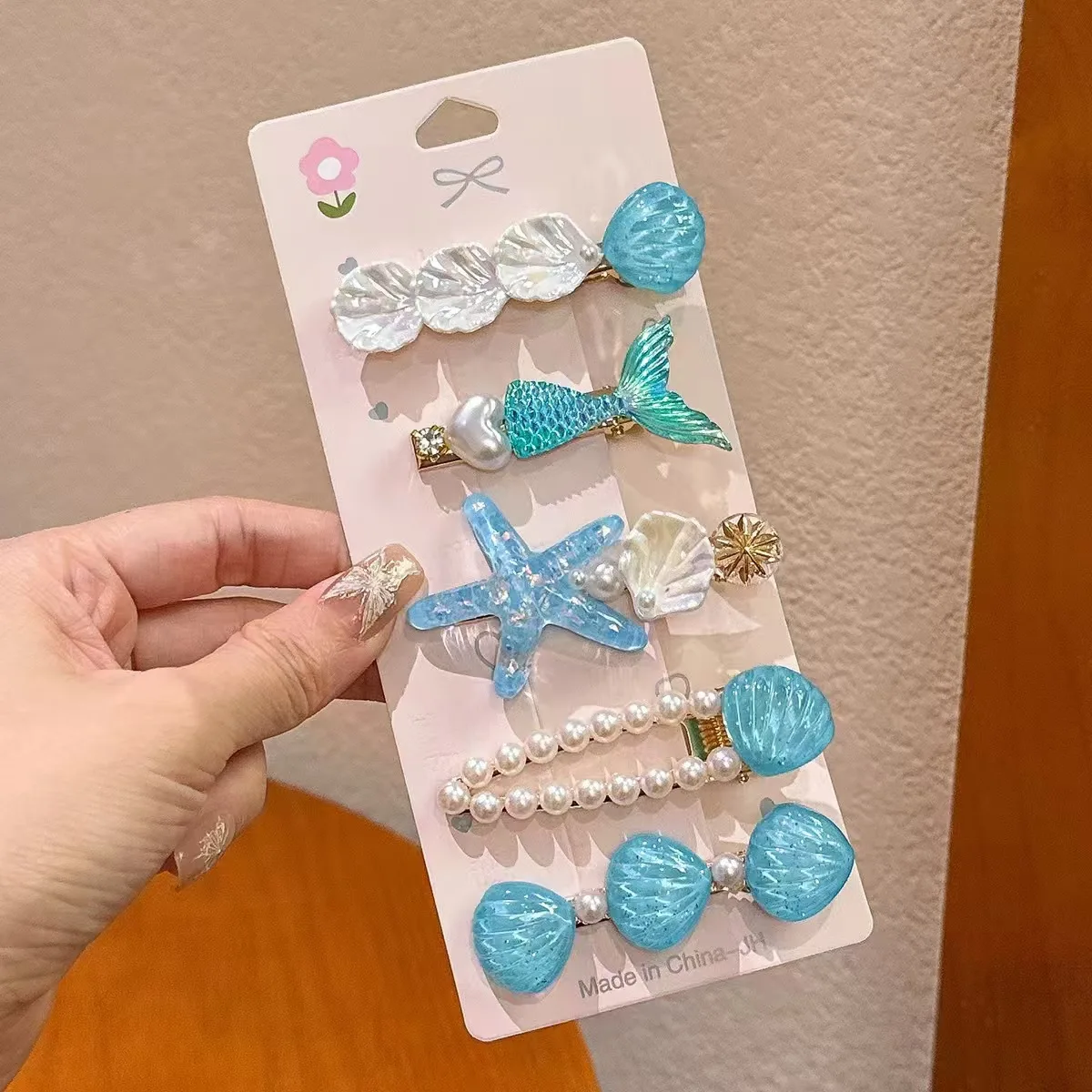 

5pcs/set Gril Marine series Faux Pearl & Star Shell Shaped Fish Tail Hair Clips korean hair accessories Shell hair clips