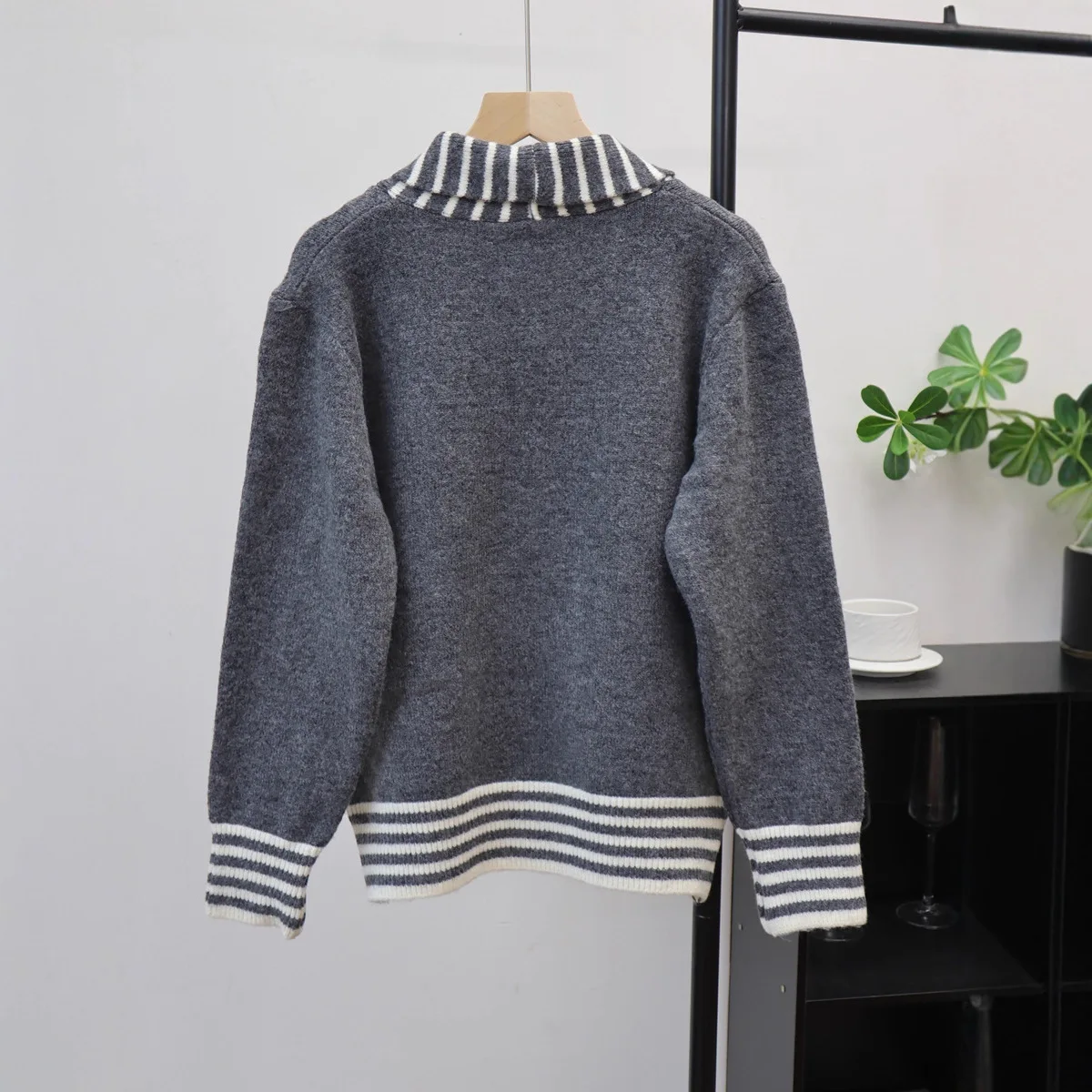 Damskie swetry rozpinane z dzianiny, łączone swetry, swetry w paski z kołnierzykiem, długi rękaw, grube, luźne, codzienne, jesień-zima 2025