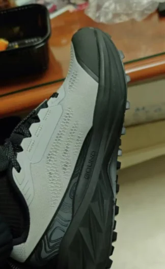 2025 New Sneakers New spring and fall multifunctional soft and lightweight unisex running shoes for daily wear