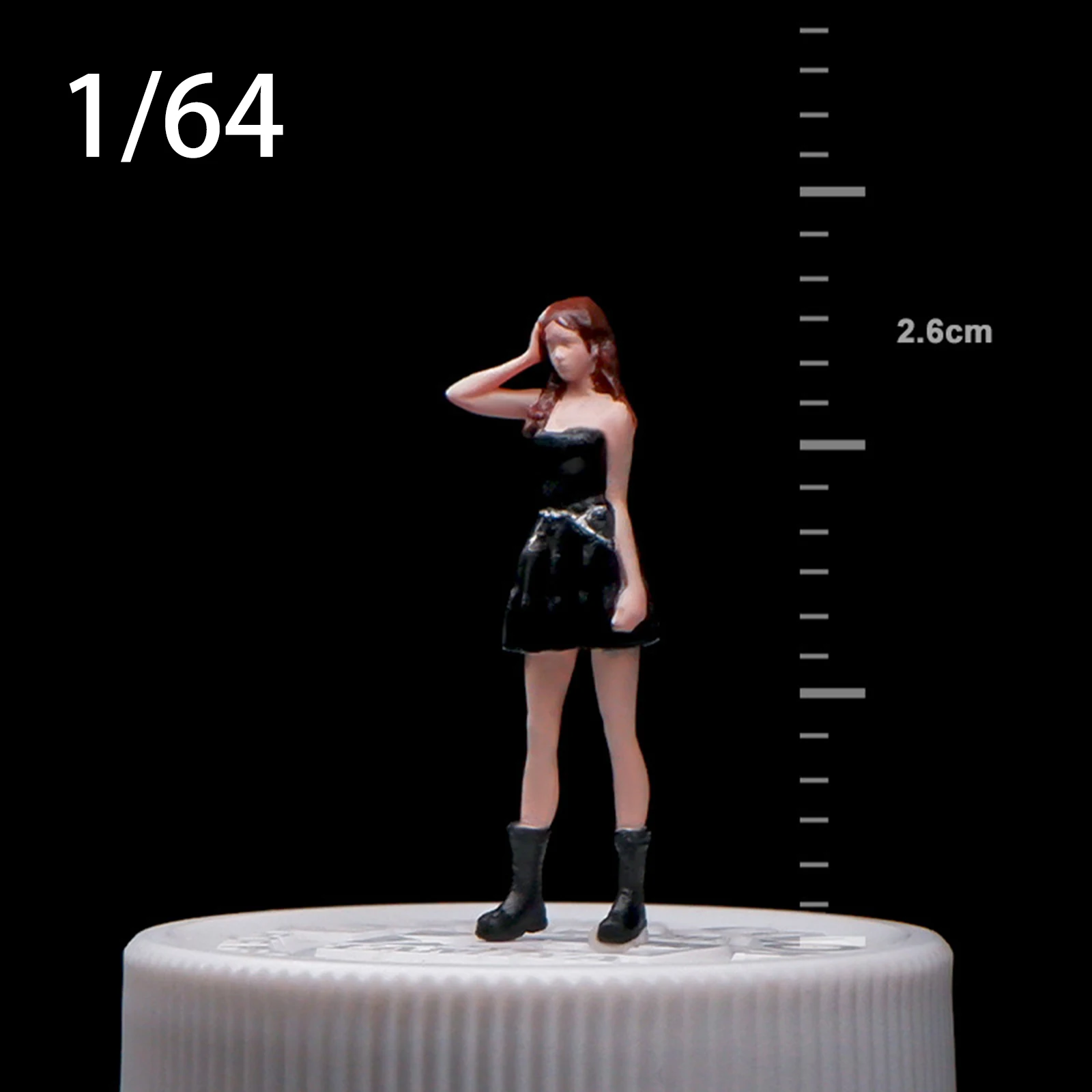 1/64 Girl Figure Ornament Movie Props Trains Architectural Painted Figures Tiny People Desktop Ornament Micro Landscapes Decor