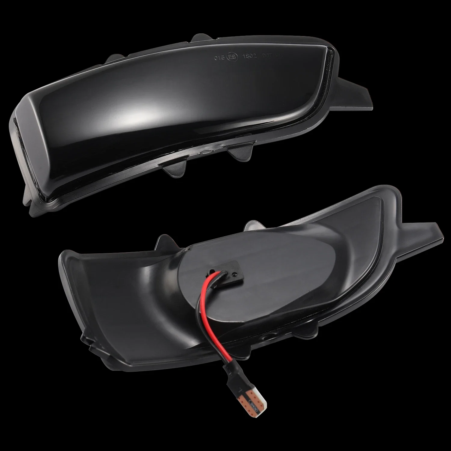 

2pcs Dynamic LED Side Mirror Indicator Light For Volvo S40 S60 S80 C30 C70 V50 V70 2007-2012 LED Turn Signal Light Car Accessory