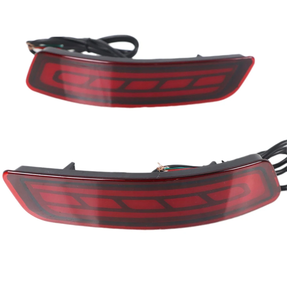 

2PCS LED Rear Fog Lamp Drive Light+Brake Light+Turn Signal Indicator Reflector for Toyota Corolla Altis 2014-2018