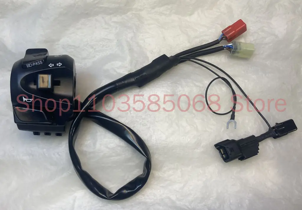 

Honda CROSS CUB Juvenile CC110 Left Hand Handle Switch Assembly Modified with Double Flash Turn Priority Overtaking Light