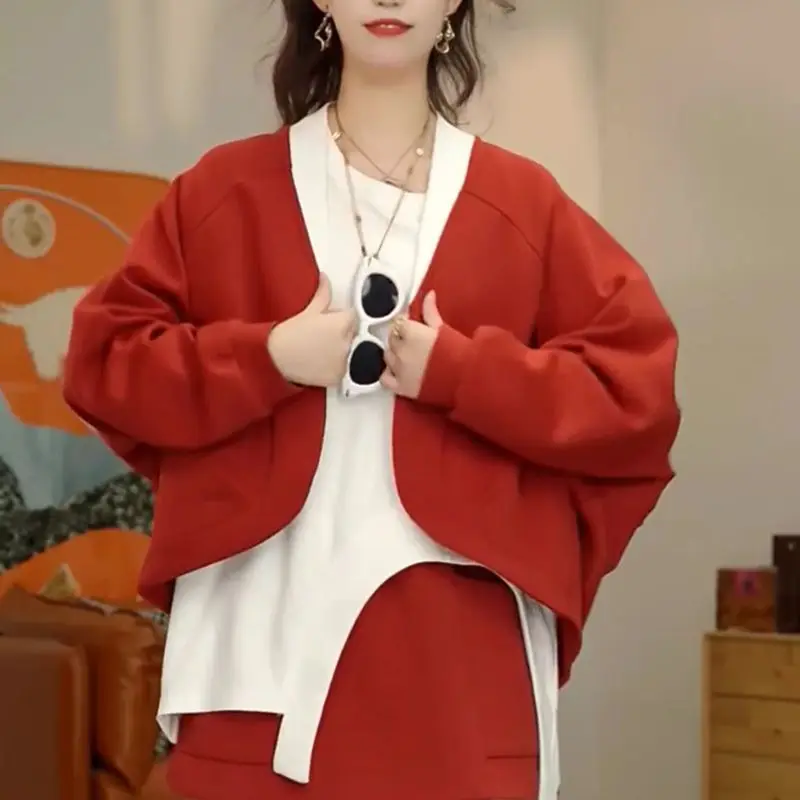 

Casual lazy style cardigan short jacket in autumn 2025 new neckline color matching irregular hem versatile top